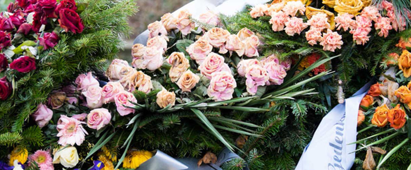 Bestattungen Gierse - Blumen Kränze Trauerschmuck